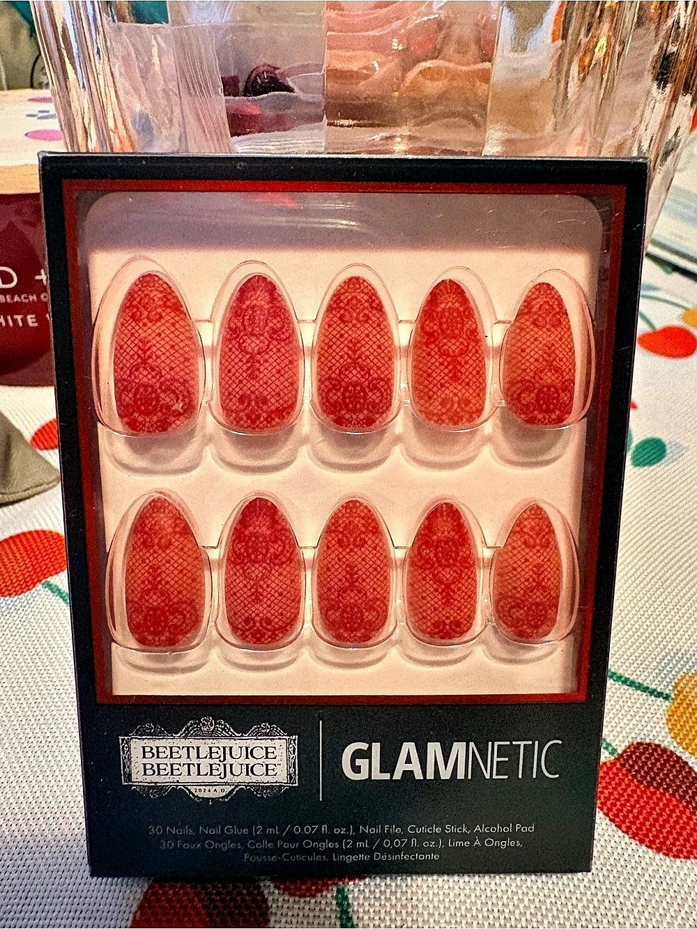 Glamnetic Beetlejuice Lydia Press-On Nails Red & Black SOLDOUT ONLINE!